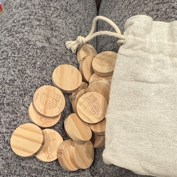 Wooden Menorah Tokens with Drawstring Pouch 20 count - Picture 2 of 4